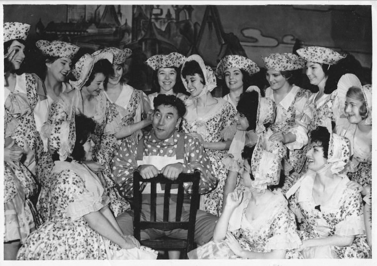 Kings theatre pantomime for 1961-62-8